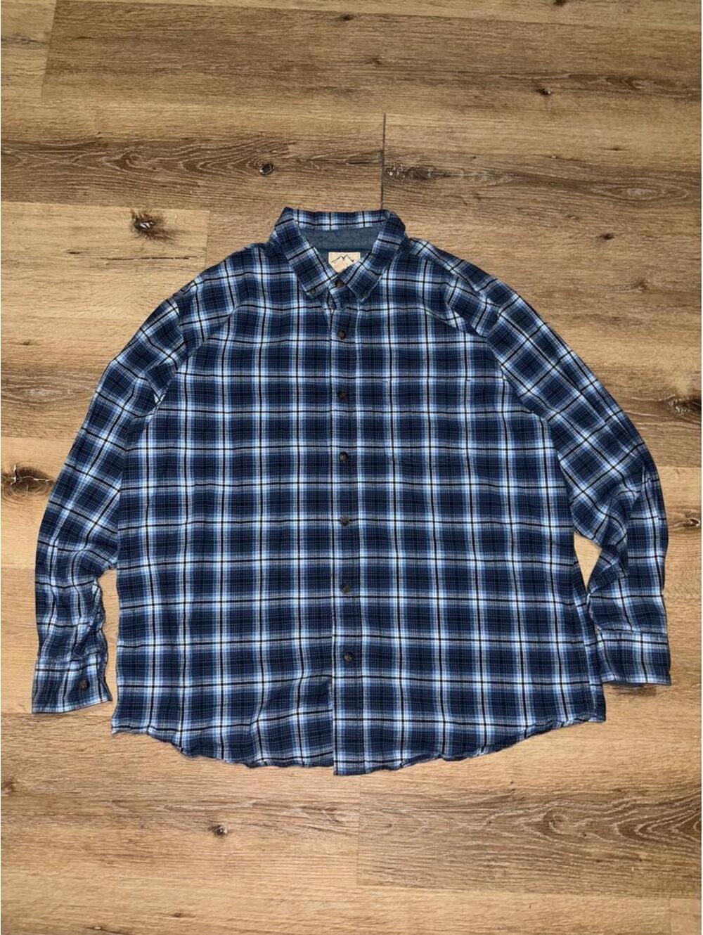Blue Mountain Men’s XL Blue Plaid Flannel Shirt